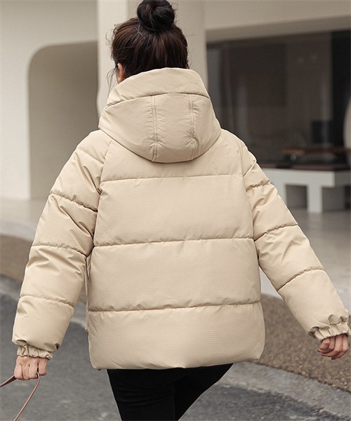 新品 umbro ロングパーカーダックダウンジャケットXSサイズ ベージュ 新品 umbro ロングパーカーダックダウンジャケットXSサイズ ベージュ