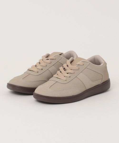 FENDlマッチ　スニーカー　ホワイトスエード FENDlマッチ スニーカー ホワイトスエード FENDlマッチ スニーカー