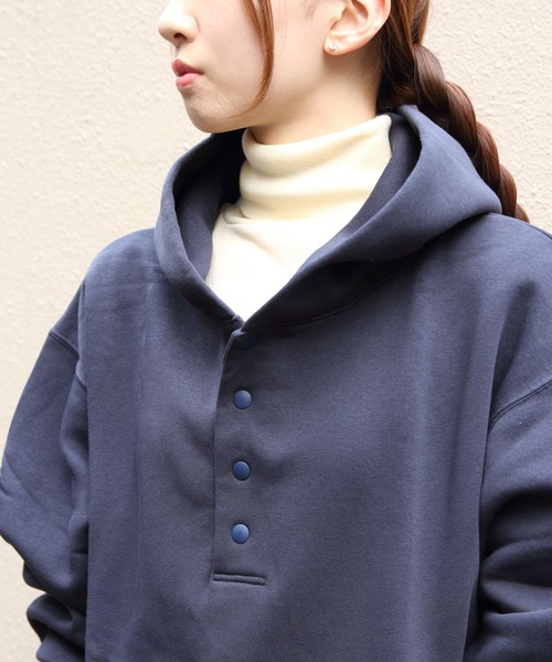 MEYAME（メヤメ） パーカー ハーフボタンフーディー HALF BUTTON