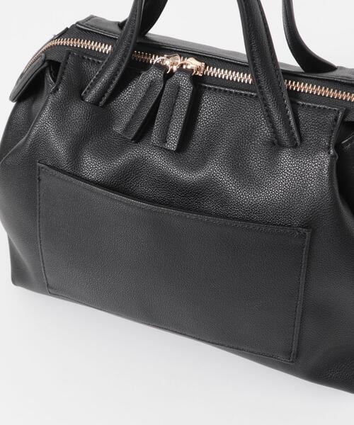 美品✨Roen BLACK ボストンバッグ　トートバッグ　ドクロ　ロゴ　レザー 美品✨Roen BLACK ボストンバッグ トートバッグ ドクロ ロゴ レザー