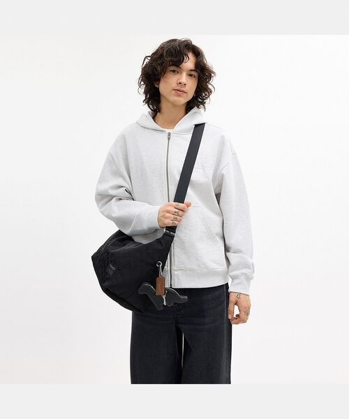【美品】COACH コーチ　ボディーバッグ　ショルダーウエスト　チャーム付 COACH（コーチ） ショルダーバッグ レオ クロスボディ・シグネチャー