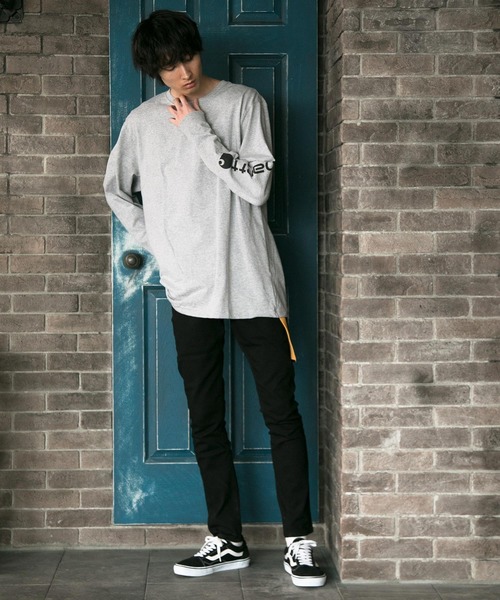 得価限定品 tシャツ Tシャツ ロングスリーブ袖グラフィックロゴプリントクルーネックTシャツ ZOZOTOWN PayPayモール店 - 通販 - PayPayモール 在庫セール