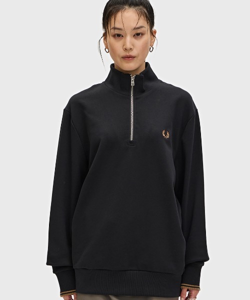 【送料無料】FRED PERRYフレッドペリーのトレーナー　Mサイズ FRED PERRY フレッドペリー トレーナー メンズ ローレル クルー