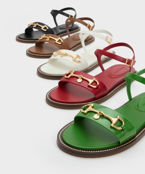 歩くたびに揺れるチャーム★【CHANEL】チャームサンダル CHARLES & KEITH サンダル ホースビット チャームサンダル