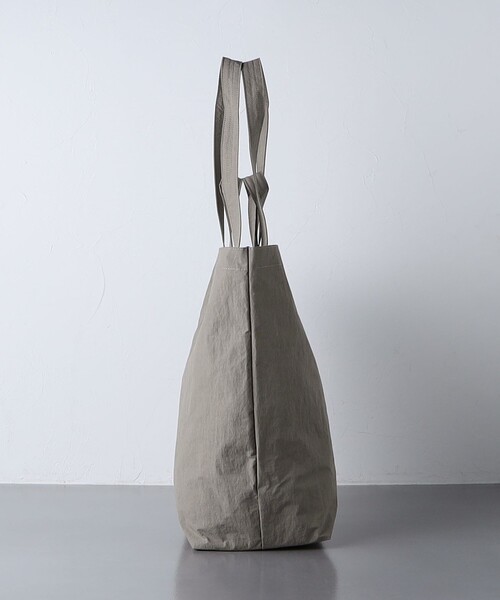 UNITED ARROWS　トートバッグ　小松マテーレ　KONBU　グレー UNITED ARROWS（ユナイテッドアローズ）の「KONBU コンブ トート