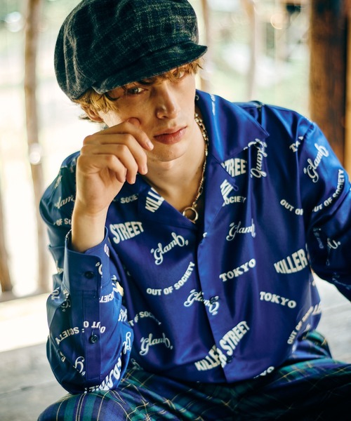 定価2.6万 glamb タイポグラフィシャツ　レッド 定価2.6万 glamb タイポグラフィシャツレッド
