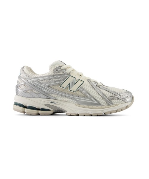 「New Balance」 ローカットスニーカー 24.5cm シルバー レディース