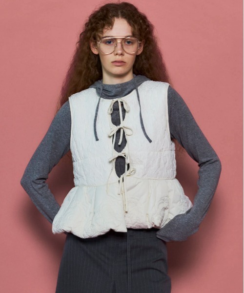ベスト ジレ 「25AW PRE-ORDER」Embroidery Peplum Vest/エンブロイダリーペプラムベスト「MAISON SPECIA