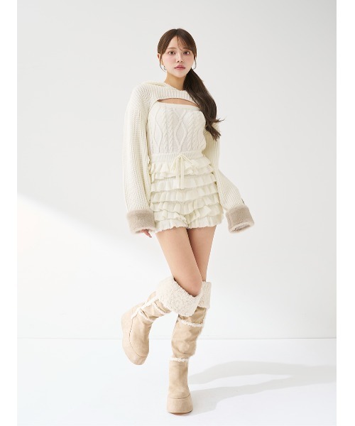 【新品タグ付き】Darich フリルニットコンビネゾン アイボリー F 新品タグ付き】Darich フリルニットコンビネゾン アイボリー F