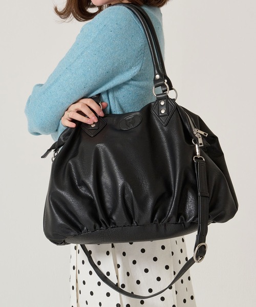 TINA：JOJUN（ティーナジョジュン） ショルダーバッグ バッグ