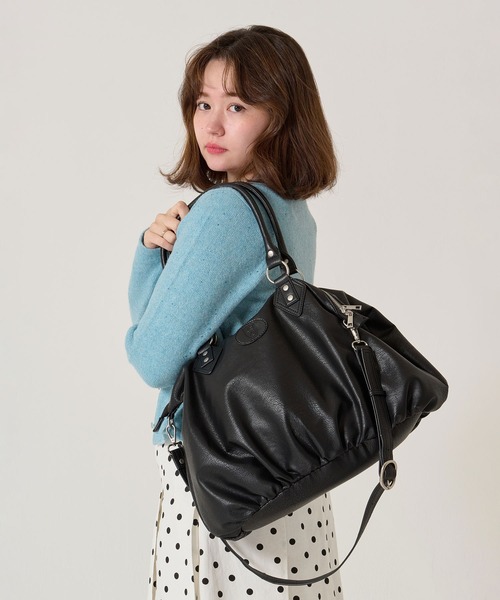 TINA：JOJUN（ティーナジョジュン） ショルダーバッグ バッグ