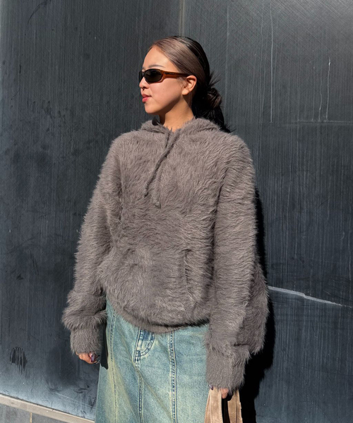 UN3D. グレー ファー付きニットセーター UN3D. グレー ファー付きニットセーター