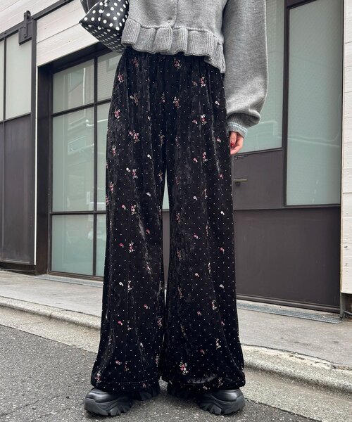 CIAOPANIC（チャオパニック） パンツ ラインストーンフラワー刺?ベロア