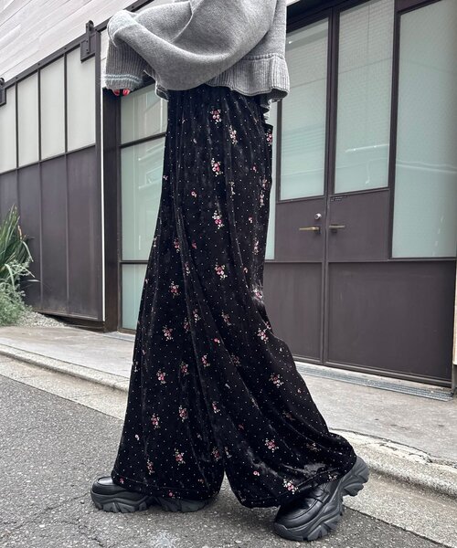 CIAOPANIC（チャオパニック） パンツ ラインストーンフラワー刺?ベロア