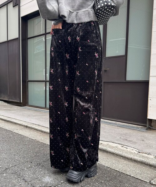 CIAOPANIC（チャオパニック） パンツ ラインストーンフラワー刺?ベロア