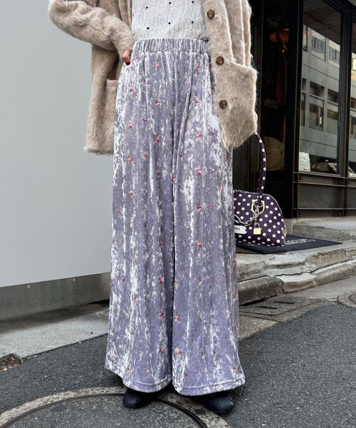 CIAOPANIC（チャオパニック） パンツ ラインストーンフラワー刺?ベロア