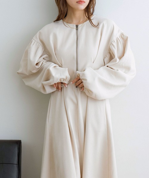 「NOAHL」 長袖ワンピース M ベージュ レディース_画像5