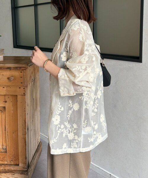 Thevon(ゼヴォン) ジャケット テーラードジャケット 花柄シアー Thevon(ゼヴォン) ジャケット テーラードジャケット 花柄シアー