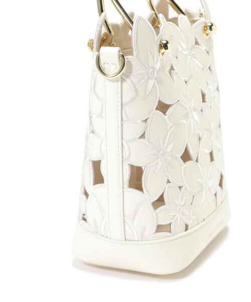 JILL STUART 2way バック Jill Stuart 2WAY Flower Shoulder Bag White W17.5 x H22 x D10.5cm