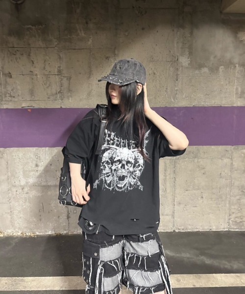 REFLEM スカルプリントダメージ加工半袖Tシャツ REFLEM【レフレム】スカルプリントダメージ加工半袖Tシャツ/全2色