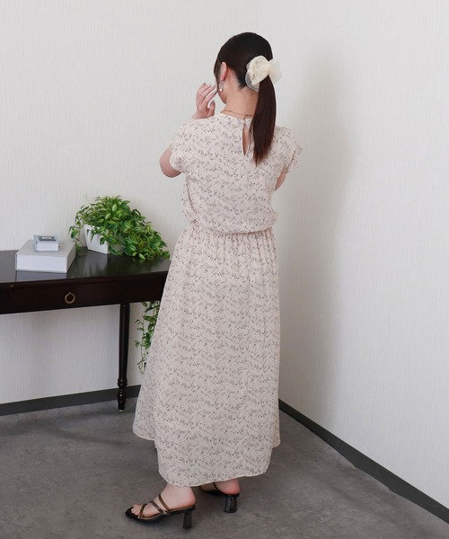 libelle more（リベル モア） ワンピース 花柄フレンチスリーブ