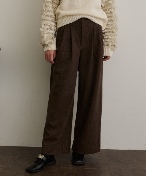 DFFUR. スラックス パンツ ウールタッチヘリンボーンタックスラックス