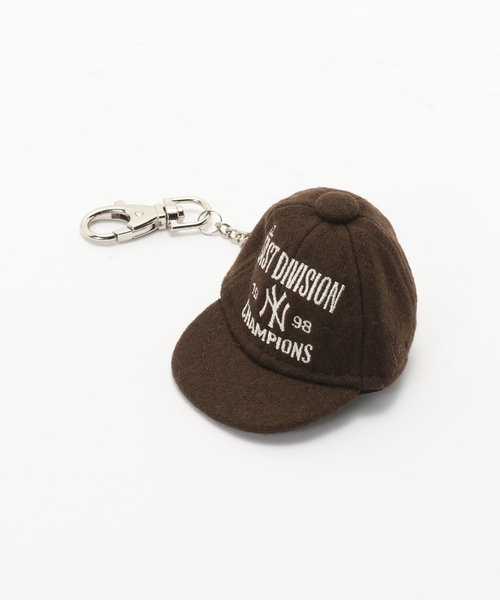 NEW ERA（ニューエラ） 別注 HW NYYCH CAPKEYHOLDER : ZOZOTOWN Yahoo