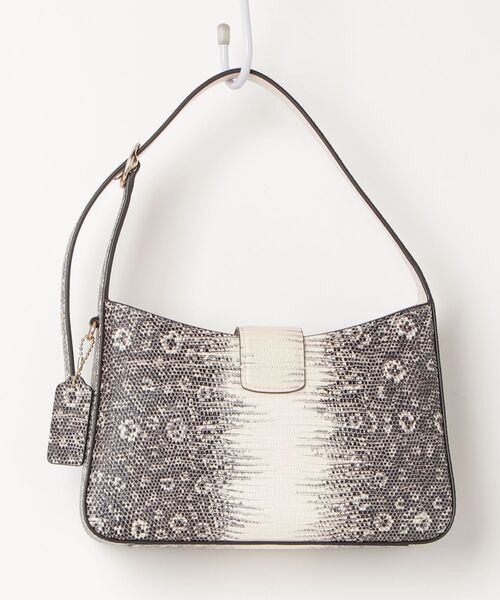 新品 コーチ COACH ショルダーバッグ ブラック COACH（コーチ） ショルダーバッグ - ブラック レディース : ZOZOTOWN