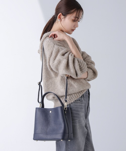 「AULENTTI」 2WAYバッグ FREE ネイビー レディース_画像2