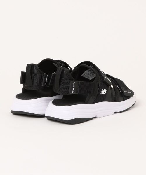 「New Balance」 サンダル 23.0cm ブラック×ホワイト メンズ_画像2