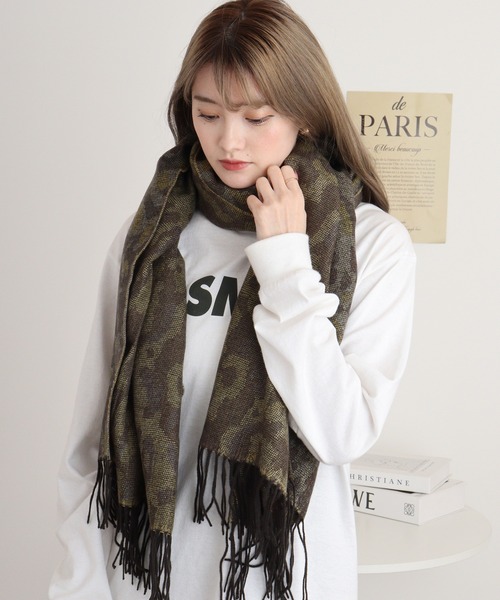 Louis Vuitton ヒョウ柄マフラー　ストール LOUIS VUITTON ヒョウ柄ストール LOUIS VUITTON ヒョウ柄ストール