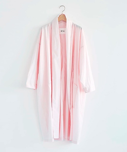 週末セール　āta（アタ）優しい　ピンク　春先　ローブコート 　桜色 ata（アタ） コート アウター ata robe 2. / 綿ブロード ローブコート