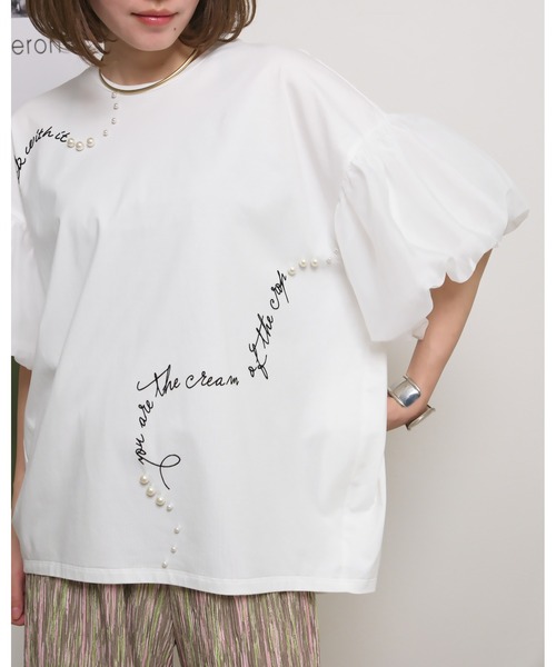 tシャツ シアーバルーン半袖Tシャツ　ロゴプリント＆パールデザイン レディース