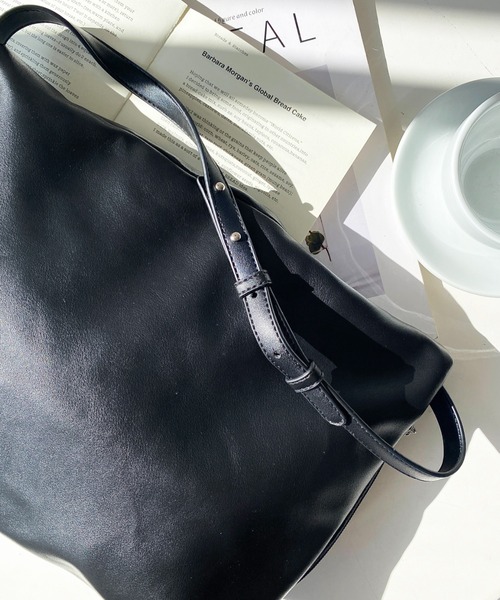 moment+ ショルダーバッグ バッグ ワンハンドルギャザーショルダー