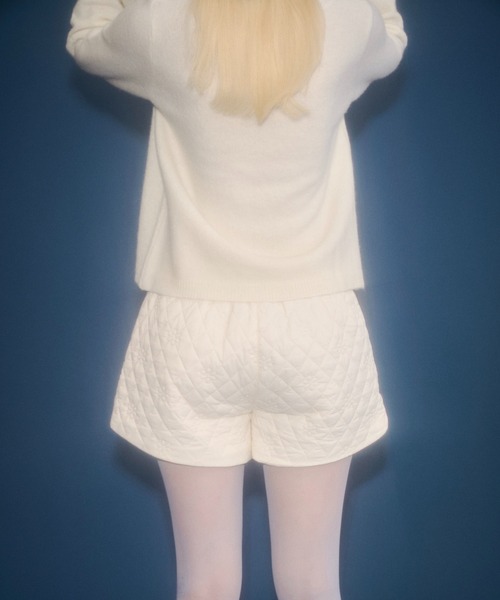 FEKETE（フェケテ） パンツ floral quilted shorts / 花柄キルティング