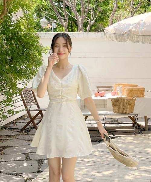 「SONA」 半袖ワンピース FREE ベージュ レディース_画像2