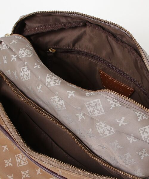 russet キルティングショルダーバッグ ベージュ russet 「russet」 ショルダーバッグ - ベージュ レディース