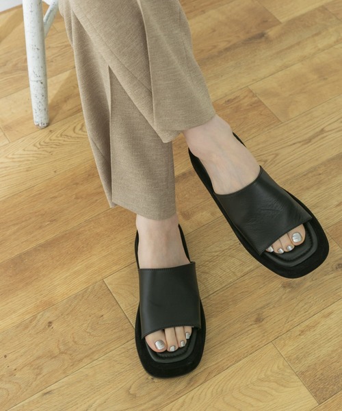 CORSO ROMA,9 「CORSO ROMA，9」 フラットサンダル 38 ブラック