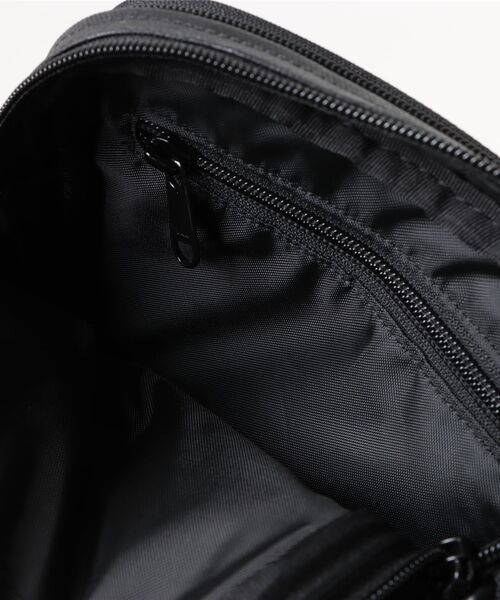 Carhartt カーハートショルダー バッグ　OTLEY ブラック 新品未使用 楽天市場】Carhartt WIP カーハート WIP I033097 OTLEY SHOULDER BAG