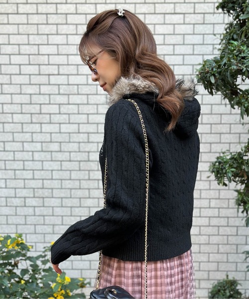 パーカー 「ケーブル編み×ファーフード」ダブルZIPニットパーカー