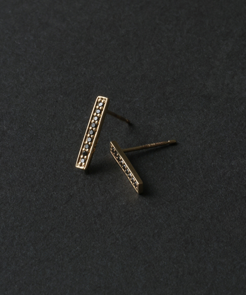 Lilas ピアス ボックスブラックダイヤ12mmバーピアス K10（両耳