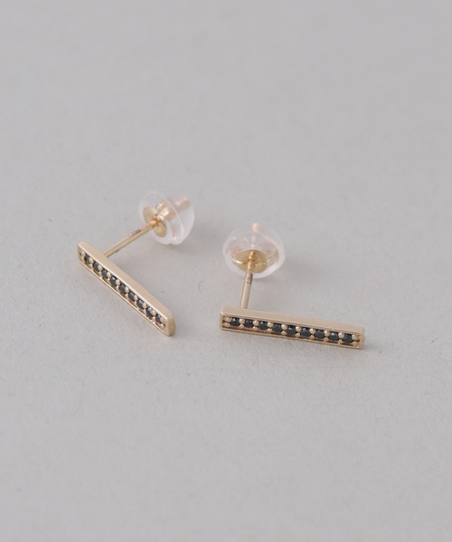 Lilas ピアス ボックスブラックダイヤ12mmバーピアス K10（両耳