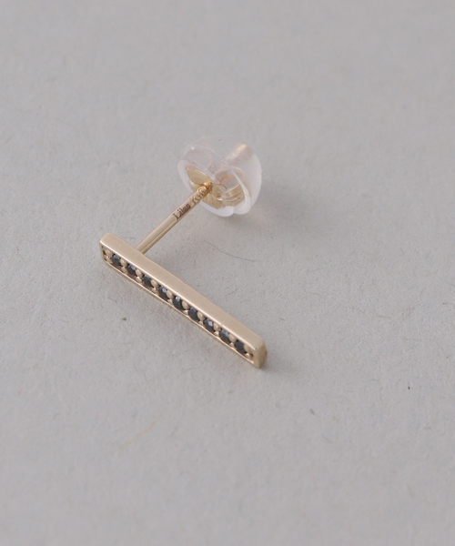 Lilas ピアス ボックスブラックダイヤ12mmバーピアス K10（両耳