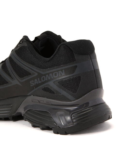 「SALOMON」 ローカットスニーカー 27.0cm ブラック メンズの画像