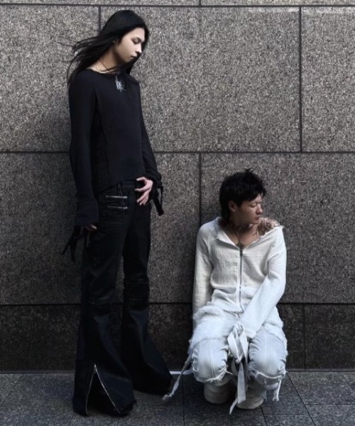 YIKAI LABORATORY ジーンズ 「YIKAI LABORATORY」syncope waxed denim
