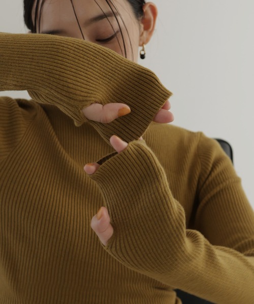 hellam（ヘラム） ニット セーター フィンガーホールタートルネック