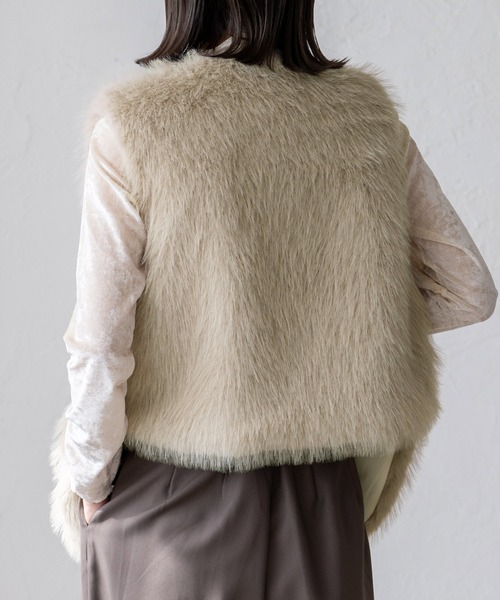 VitaFelice（ヴィータフェリーチェ） ベスト ジレ ショート丈 ファー