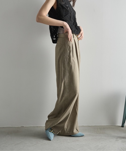 yonkon ラインパンツ　Leaf M 新品　未使用 THE Yon パンツ レースラインタックスラックス レディース