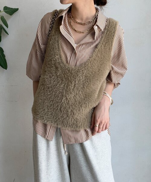 新品未使用 24SS BEARDSLEY レースポンチョブラウス 刺繍 白 F 人気完売‼︎ ビアズリー レースポンチョブラウス 白 新品タグ