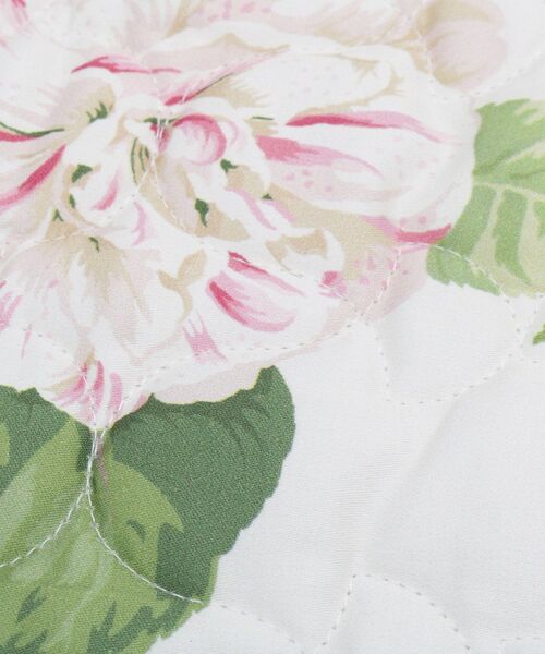 LAURA ASHLEY（ローラアシュレイ） ベッド 寝具 カミール柄 キルト
